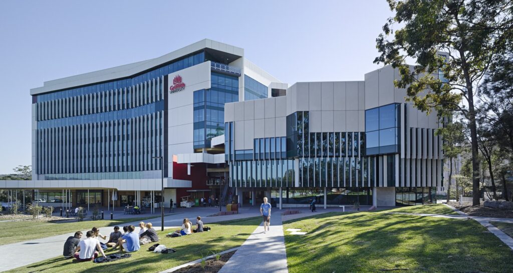 QUT-Gardens-Point-Ablock-LR.jpg