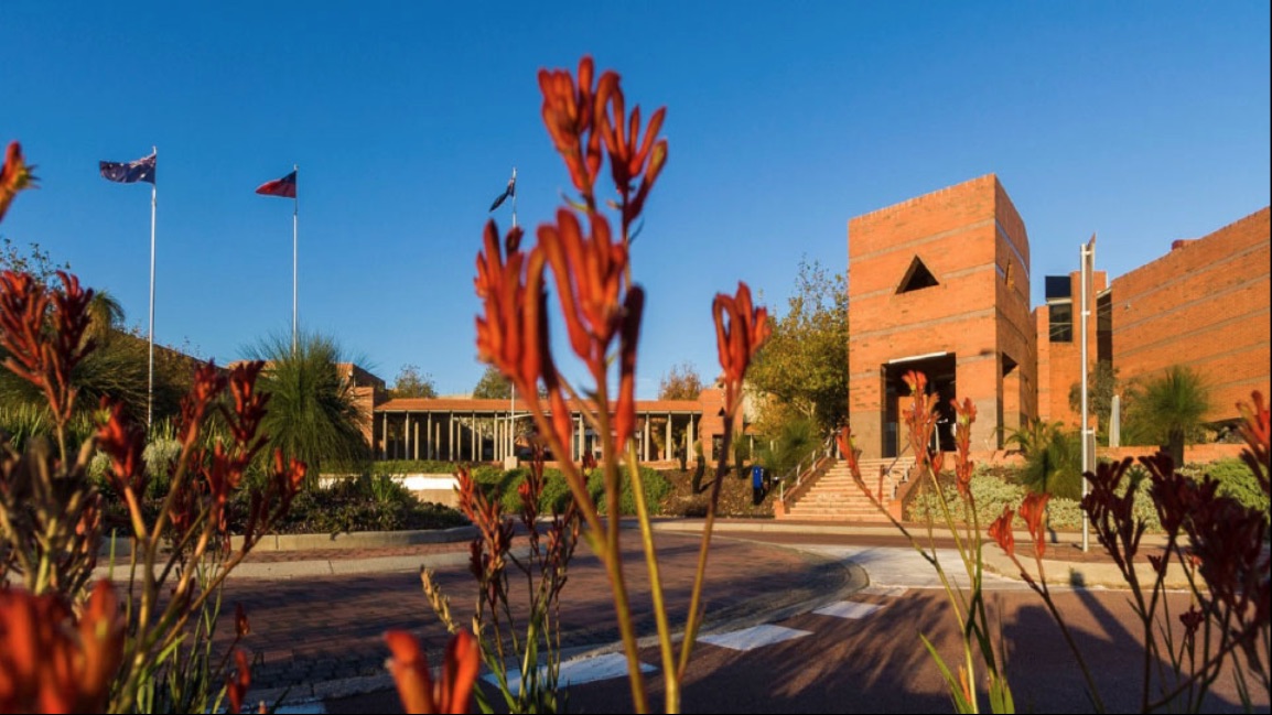 科廷大學-Curtin-University-of-Technology-5-s.jpg